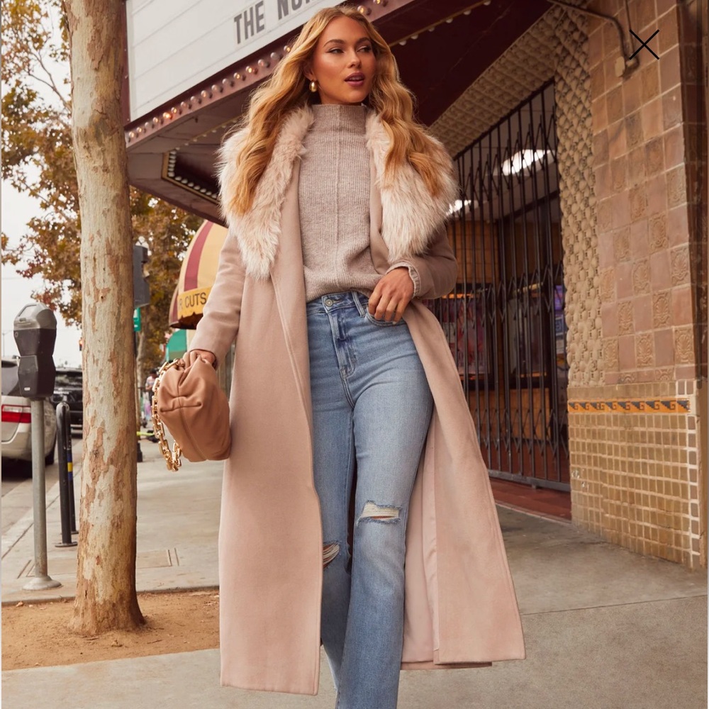 VICI - Frederica Pocketed Faux Fur Collar Coat - Sz L